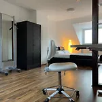 Lejlighed Geraeumige 3-zimmer-ferienwohnung Im Herzen Von