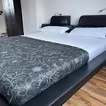 Geraeumige 3-zimmer-ferienwohnung Im Herzen Von