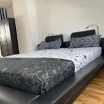 Geraeumige 3-zimmer-ferienwohnung Im Herzen Von Lejlighed