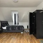 Geraeumige 3-zimmer-ferienwohnung Im Herzen Von Lejlighed *