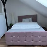 Geraeumige 3-zimmer-ferienwohnung Im Herzen Von Lejlighed