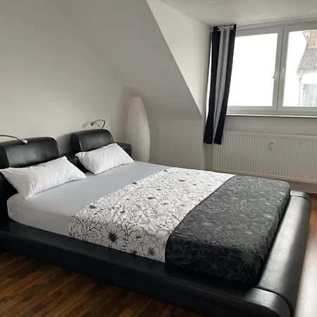 Apartament Geraeumige 3-zimmer-ferienwohnung Im Herzen Von Kassel