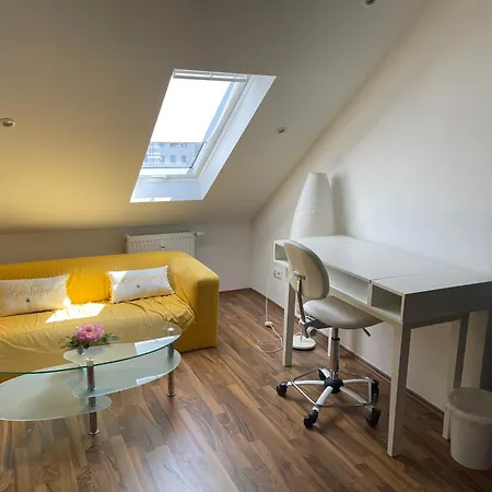 Geraeumige 3-zimmer-ferienwohnung Im Herzen Von * Kassel