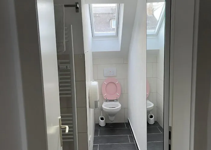 Geraeumige 3-zimmer-ferienwohnung Im Herzen Von Apartman *