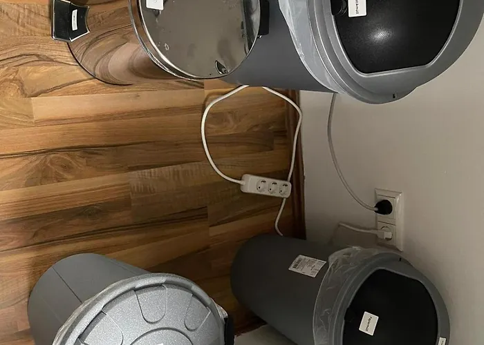 Appartement Geraeumige 3-zimmer-ferienwohnung Im Herzen Von Cassel