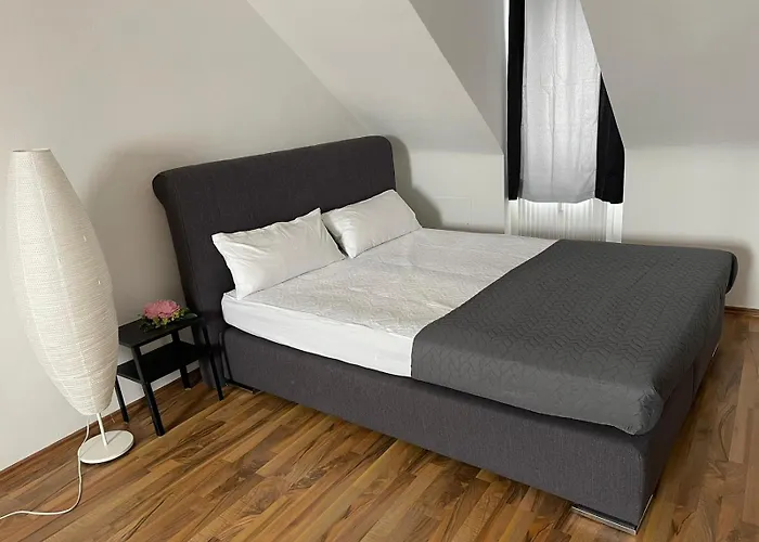 Geraeumige 3-zimmer-ferienwohnung Im Herzen Von * Kassel