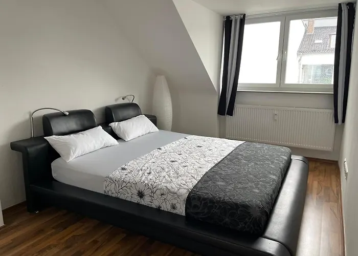 Apartman Geraeumige 3-zimmer-ferienwohnung Im Herzen Von Kassel