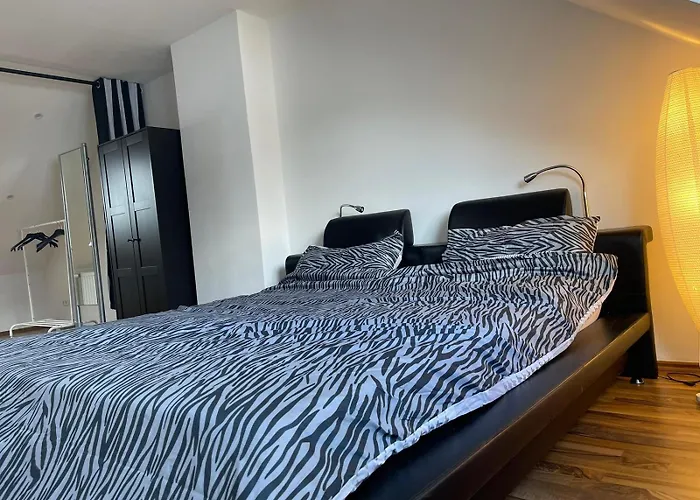 Geraeumige 3-zimmer-ferienwohnung Im Herzen Von * Kassel