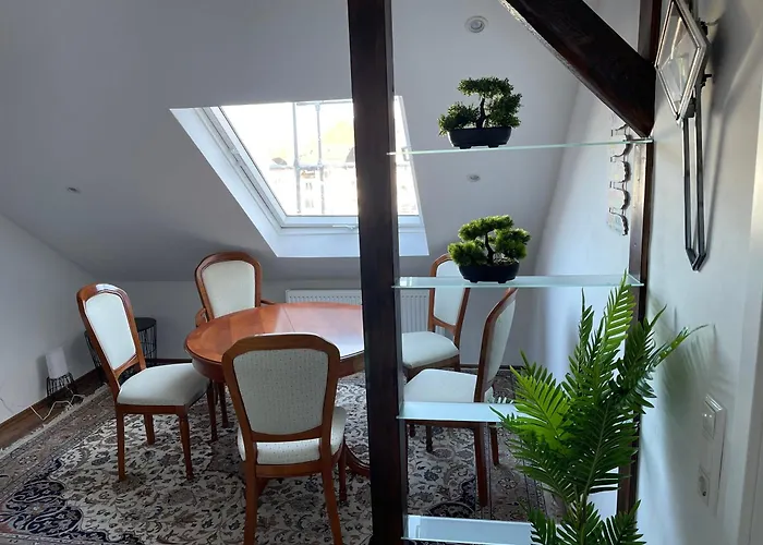 Geraeumige 3-zimmer-ferienwohnung Im Herzen Von Apartman *