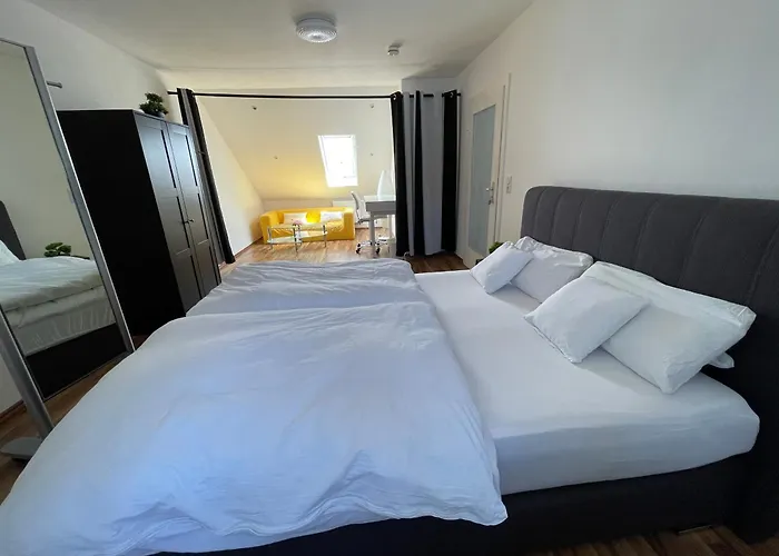 Geraeumige 3-zimmer-ferienwohnung Im Herzen Von *